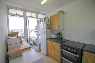 2-bed flat London. Looking for 2-bed property within 15 miles Honiton council house exchange photo